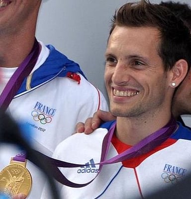 In which position did France finish in the overall medal standings at the 2012 Summer Olympics?