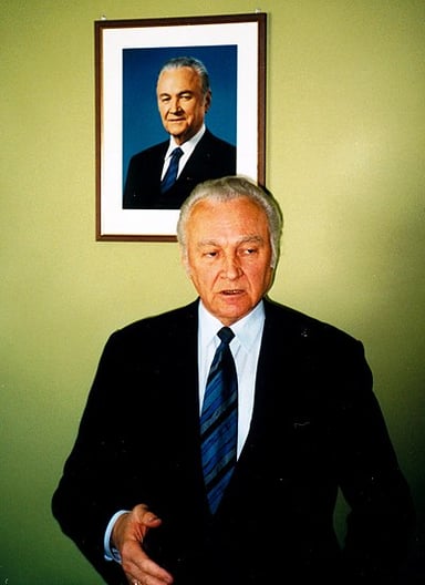 During Arnold Rüütel's presidency, what was Estonia's main international objective?