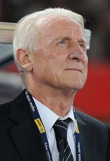 With how many different countries has Trapattoni won league titles as a coach?