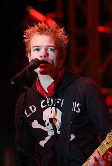 Which band is Deryck Whibley best known for?