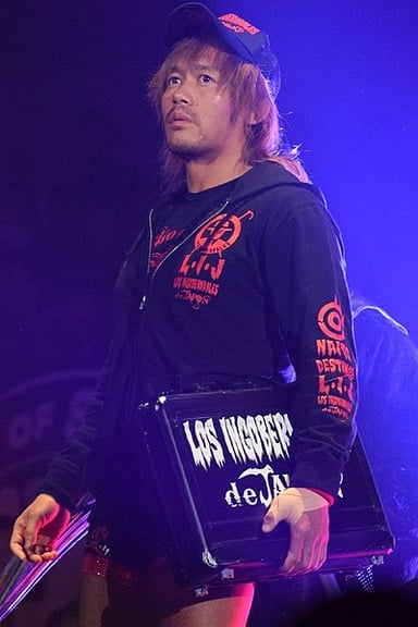 Which wrestling stable does Naito lead?