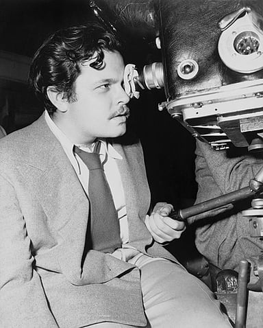 What is Orson Welles's height?