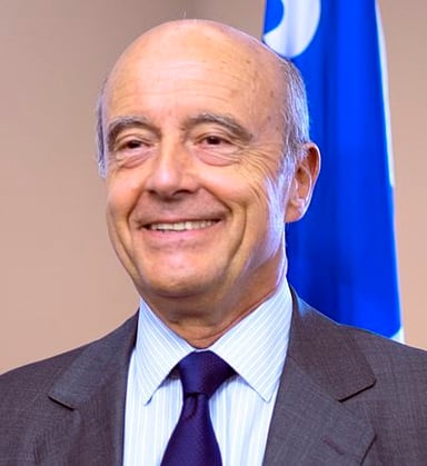 Which French political party is Alain Juppé a member of?