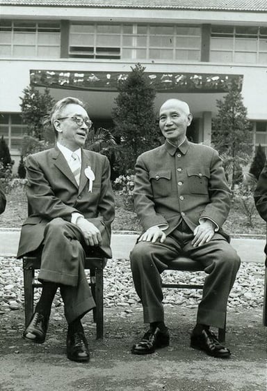 What was one reason Hu criticized the Nationalist government in his works?