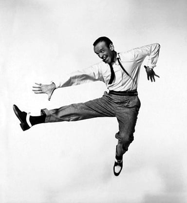 In which film did Fred Astaire first dance on the ceiling?