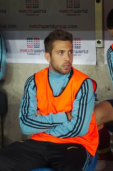 Jordi Alba announced his retirement at the international level in which year?