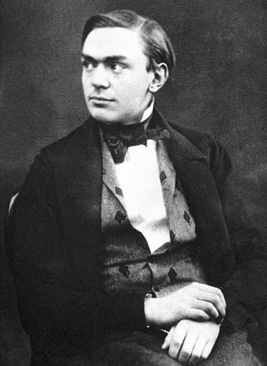 At what age did Alfred Nobel file his first patent?