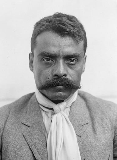 Emiliano Zapata initiated what type of warfare against the Carrancistas?