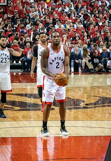 Who are the other two players to win Finals MVP with multiple teams like Kawhi?