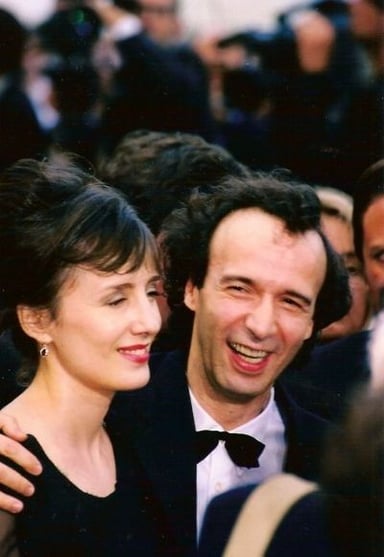 Roberto Benigni remains the only actor to win the Best Actor Academy Award for a non-English language performance. True or false?