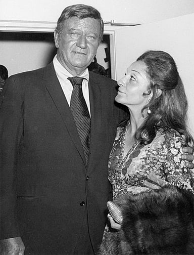 Who has John Wayne had a romantic relationship with?