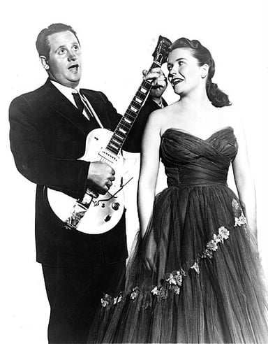 Les Paul was mainly self-taught in playing the guitar. True or False?