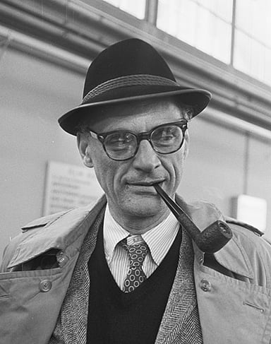 In which institutions did Arthur Miller receive their education?
