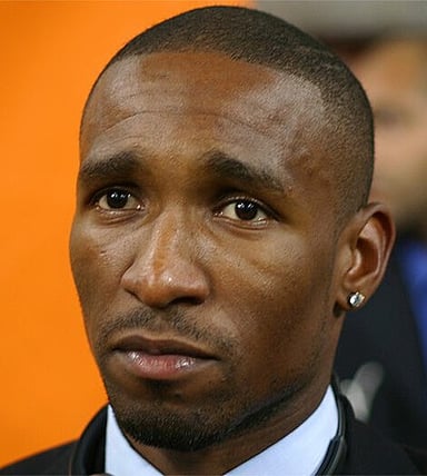 Question 12:In which season did Defoe win his first and only league title?