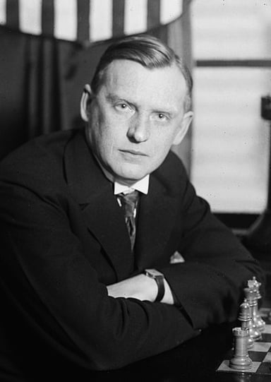 What title did Alekhine hold when he died?