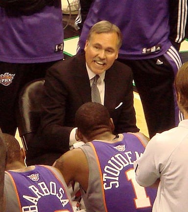 Mike D'Antoni won NBA Coach of the Year in which season with the Phoenix Suns?