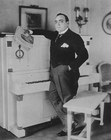 What was Enrico Caruso's voice type?