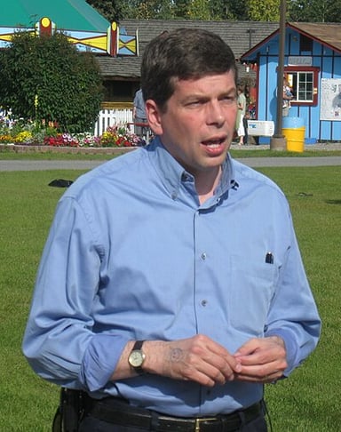 Who did Mark Begich face off against in the 2018 gubernatorial election?