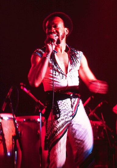 Which of these was a role of Maurice White in Earth, Wind & Fire?