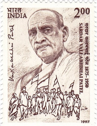 When was the Statue of Unity dedicated to Vallabhbhai Patel?
