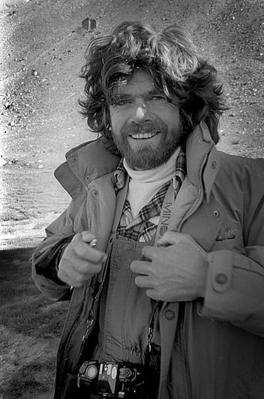 How did Messner cross the Gobi Desert?