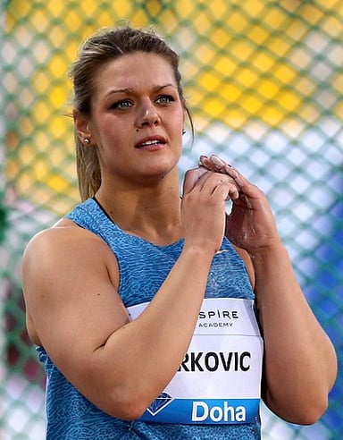 Who is the only female athlete to win six European Championships in discus throw?