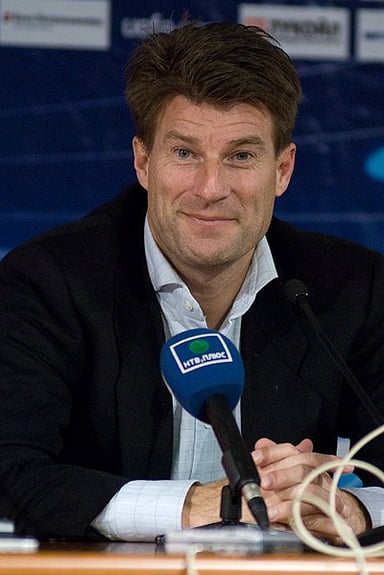 At which FIFA awards ceremony was Laudrup named among the world's greatest living players?