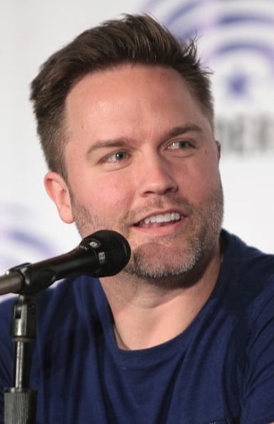 What is Scott Porter's middle name?