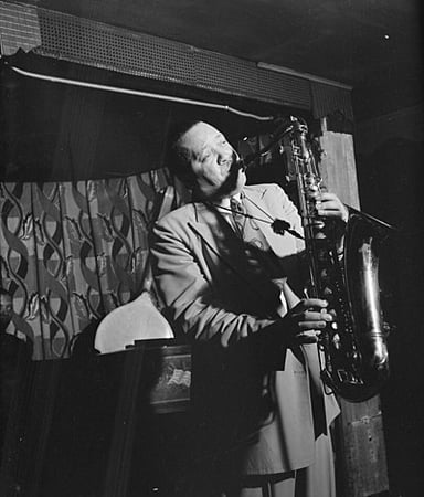 Lester Young was noted for his free-floating style of playing. What does this mean?
