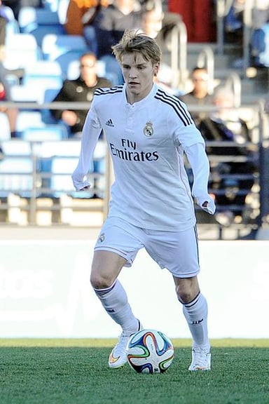 Which league was Ødegaard playing in when he set a youngest goalscorer record?
