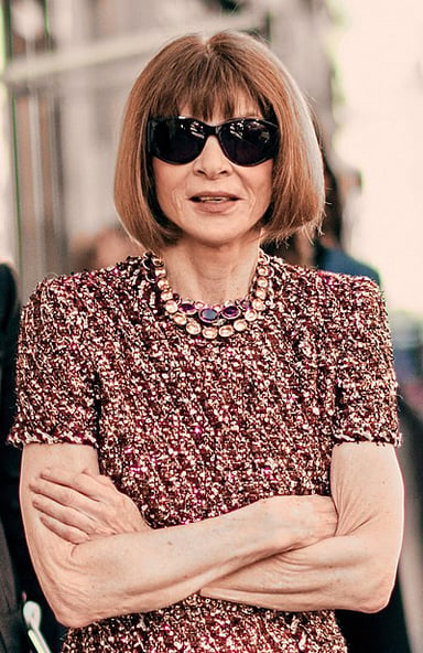 What is Anna Wintour's signature hairstyle?