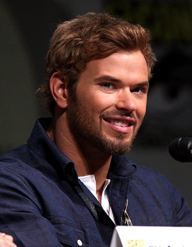 What brand of jeans has Kellan Lutz modeled for?