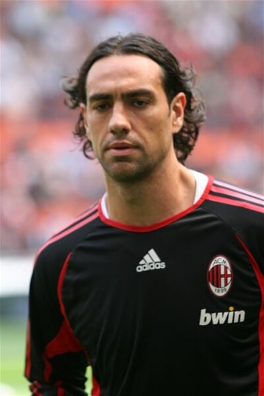 How many domestic and European honours did Nesta win with Lazio and AC Milan?