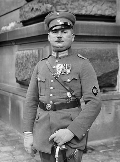 Which of the organization has Ernst Röhm been a member of?