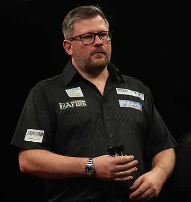 When did he join the Professional Darts Corporation (PDC)?