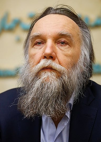 What party did Aleksandr Dugin start in 2002?