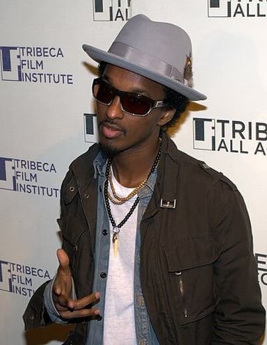 What is K'naan's nationality?