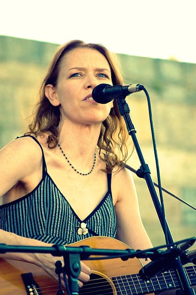 What is the name of Gillian Welch's musical partner?