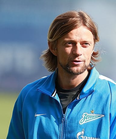 Who did Tymoshchuk play for in the Ukrainian Premier League?
