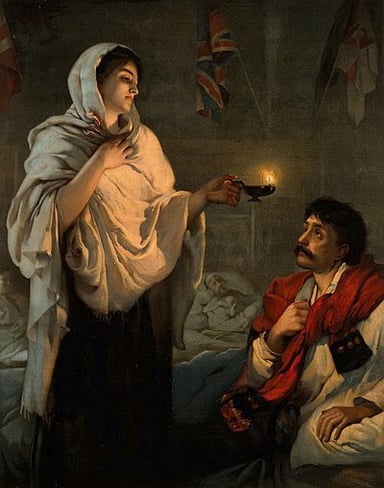 In which city did Florence Nightingale organize care for wounded soldiers during the Crimean War?