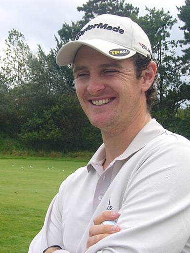 What brand has Justin Rose been associated with as a clothing and equipment sponsor?