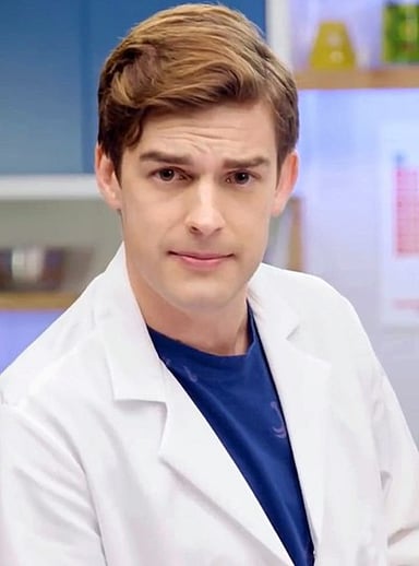 MatPat has collaborated with which famous scientist?