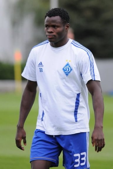 How many goals did Taye Taiwo score for Marseille?