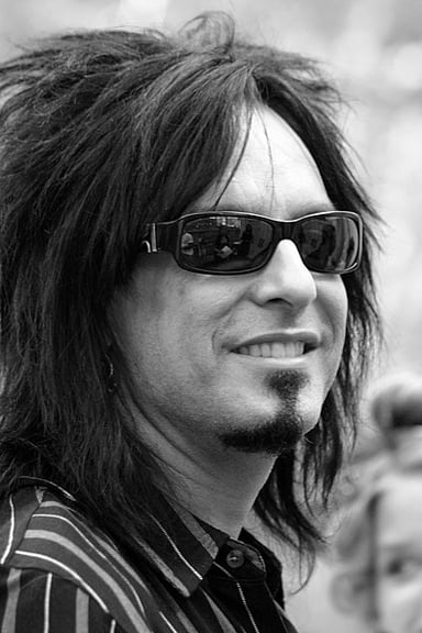 With whom does Nikki Sixx co-host his radio shows?