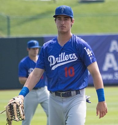 What position does Cody Bellinger primarily play?
