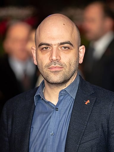 Which crime syndicate did Roberto Saviano expose in his writings?