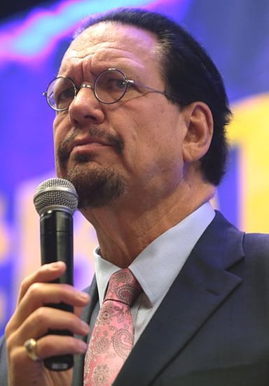 What political ideology did Jillette identify with in the past?