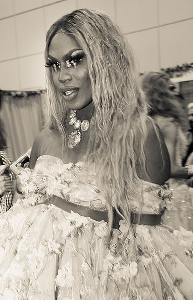 What year did Shea Couleé achieve international fame?