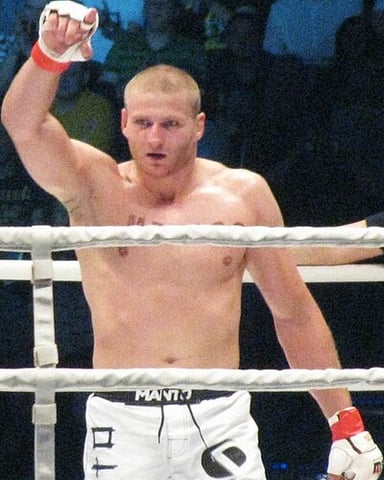 Has Jan Błachowicz ever competed in a different weight class?