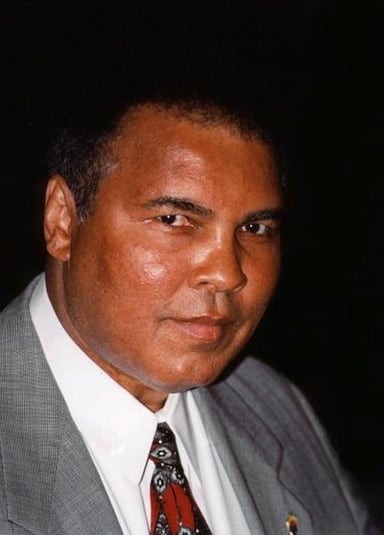Which is the birthname of Muhammad Ali?